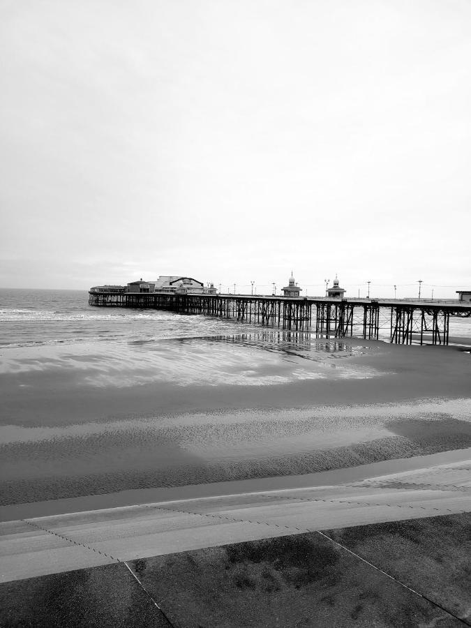 Bed and Breakfast The Clevedon Blackpool Exterior foto